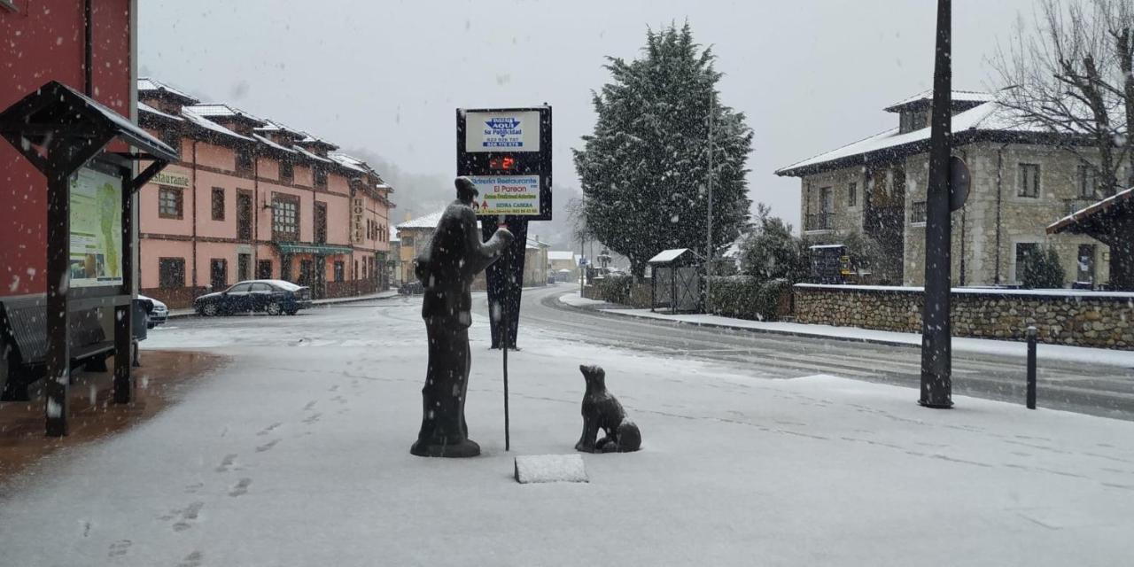 Posada El Pareon Sirviella Bagian luar foto