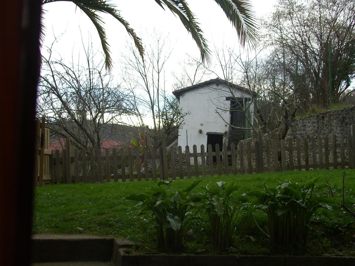 Posada El Pareon Sirviella Bagian luar foto