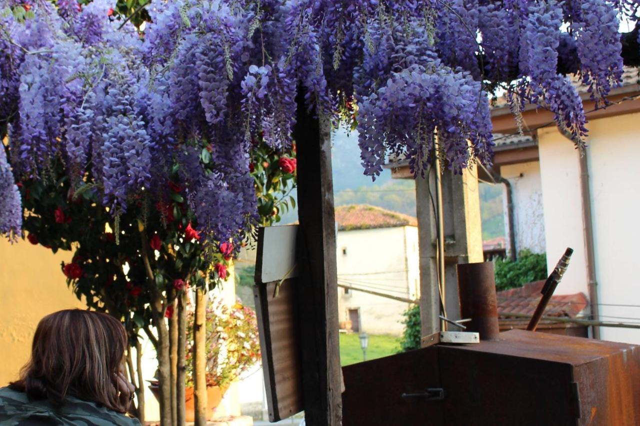 Posada El Pareon Sirviella Bagian luar foto